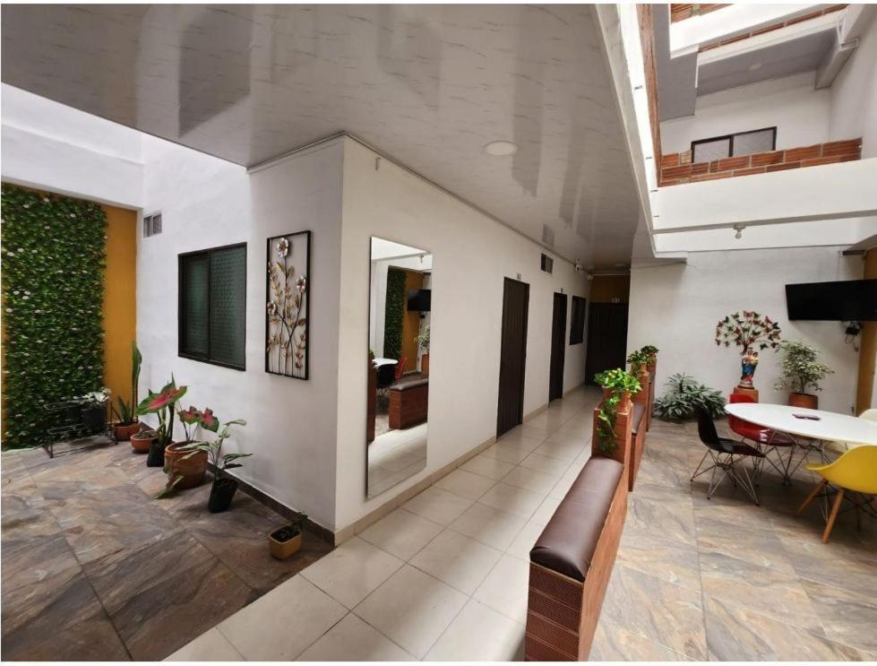 Apartahotel San Jose De Belen Medellín Eksteriør bilde