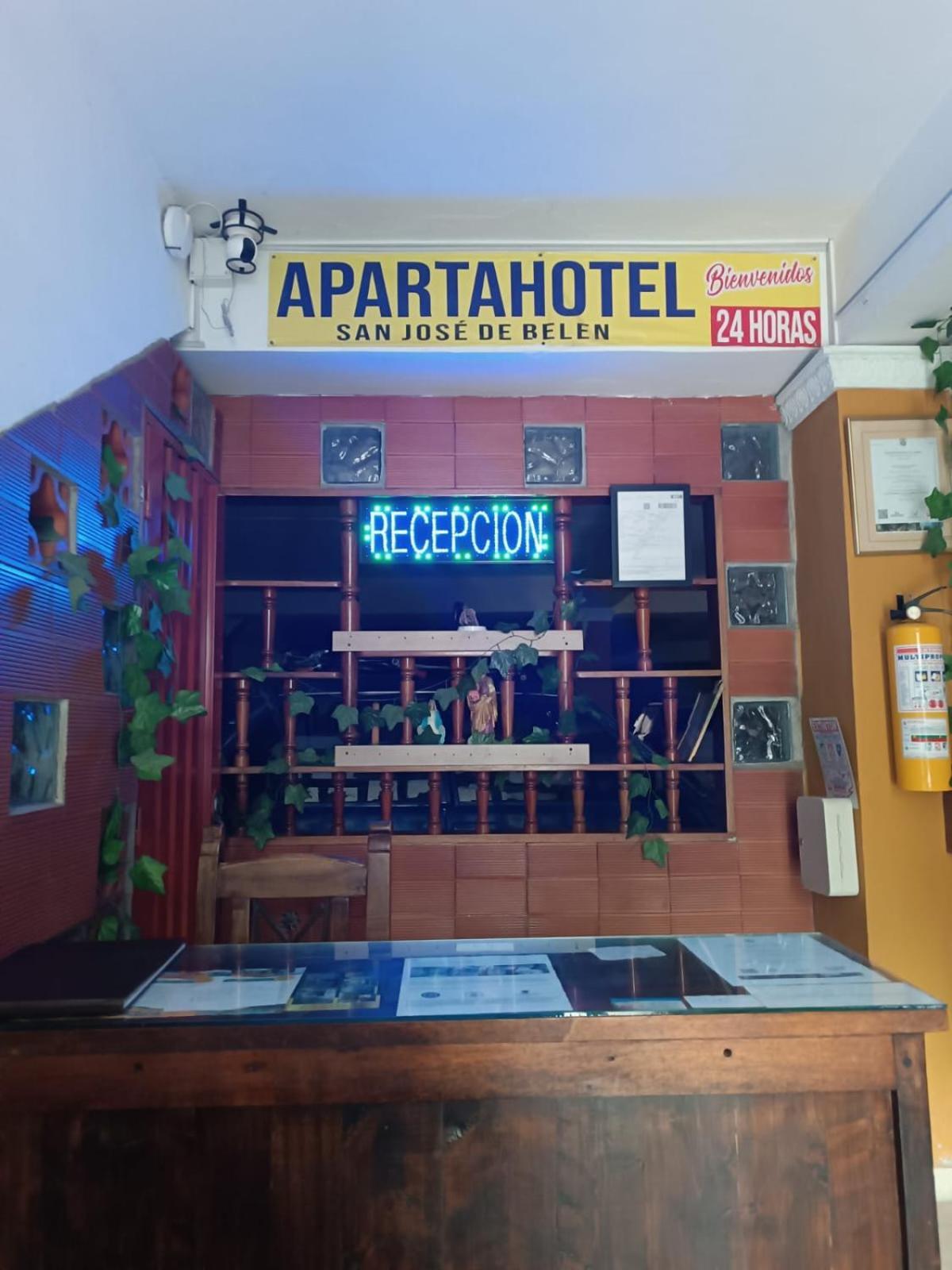 Apartahotel San Jose De Belen Medellín Eksteriør bilde